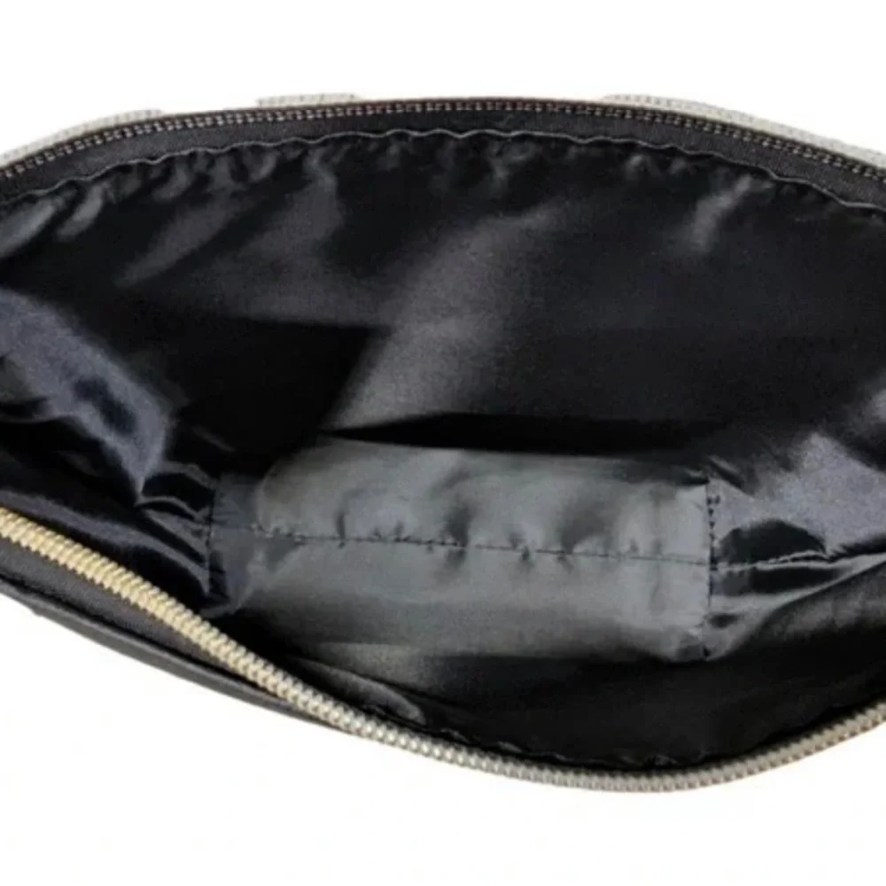 Jeffree Star Cosmetics Exclusive Faux Leather Bat Makeup Bag - Black. NWOT